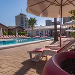 キャンプ場 Calpemar